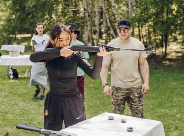 Центр «ВОИН» в Бурятии провел военно-патриотическую игру «Зарница» на Байкальском молодежном форуме