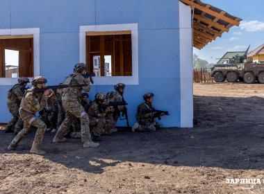 Армия «Волга», в составе которой выступила сборная Центра «ВОИН», заняла третье место в финальном бою «Зарницы 2.0»