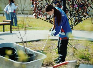 Тысяча курсантов и инструкторов Центра «ВОИН» благоустроят памятники и скверы к 80-летию Победы