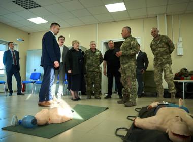 Первый заместитель Министра просвещения России Александр Бугаев посетил волгоградский филиал Центра «ВОИН»